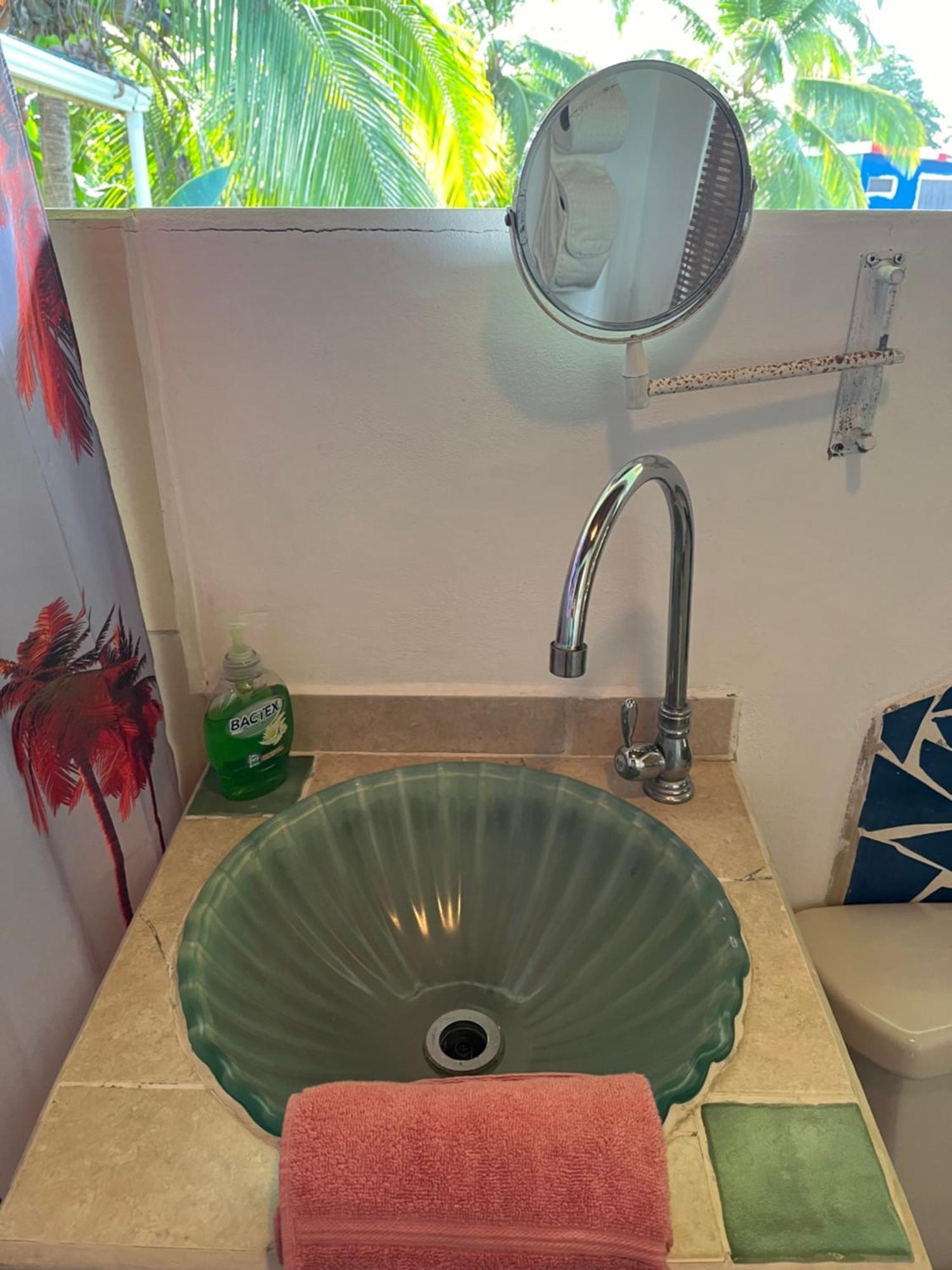 Hotel Pura Vida Puerto Viejo de Talamanca Ngoại thất bức ảnh